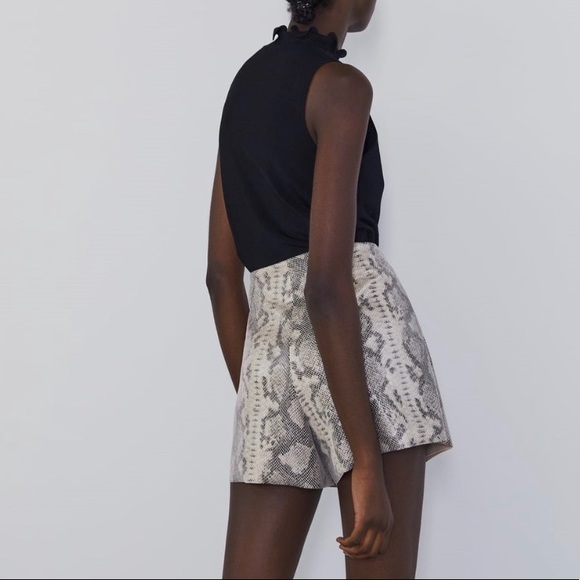 Zara Python Mini Skort - Picture 3 of 5
